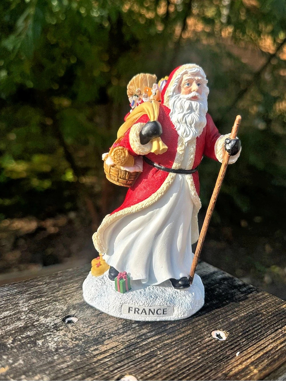 Pipka France #14017 Figurine World of Santas Collection Vintage 2006